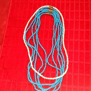 Set of necklaces lots